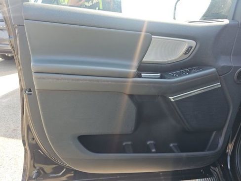 Used 2025 Ford Expedition Max Active image 12