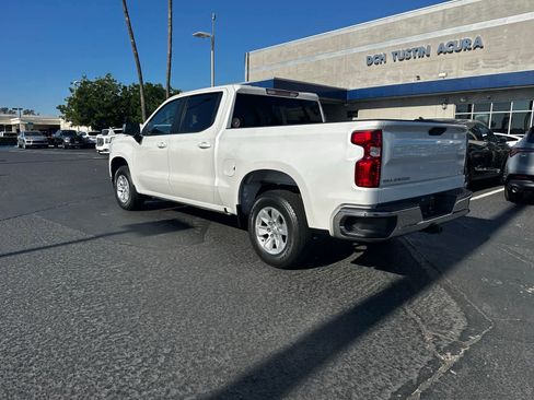 Used 2021 Chevrolet Silverado 1500 LT image 3