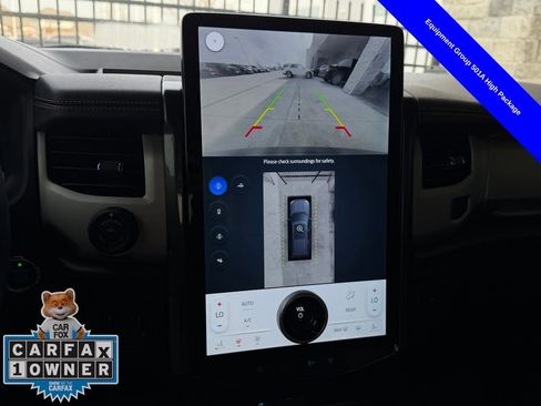 Used 2024 Ford Expedition Timberline image 9