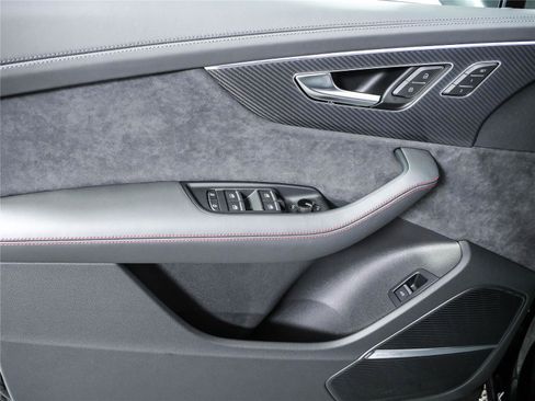 New 2026 Audi SQ7 Prestige AWD/4WD image 7