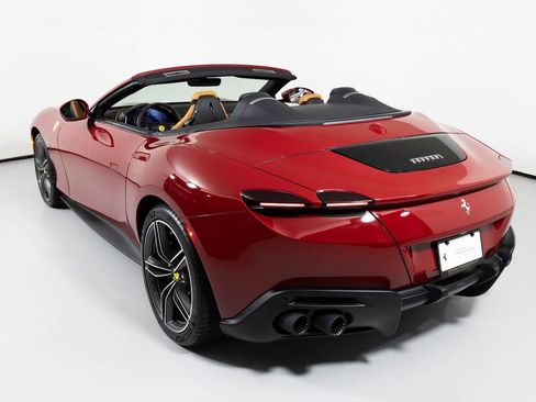 Used 2024 Ferrari Roma Spider image 26