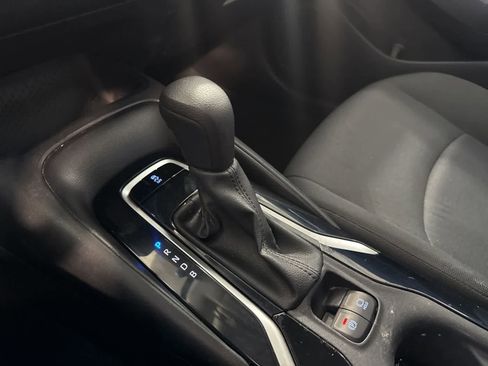 Used 2021 Toyota Corolla LE w/ Carpet Mat Package (TMS) FWD image 29