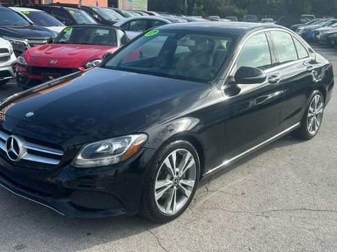 Used 2017 Mercedes-Benz C 300 Sedan image 2
