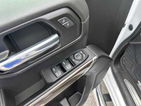 Used 2022 Chevrolet Silverado 1500 RST AWD/4WD image 18