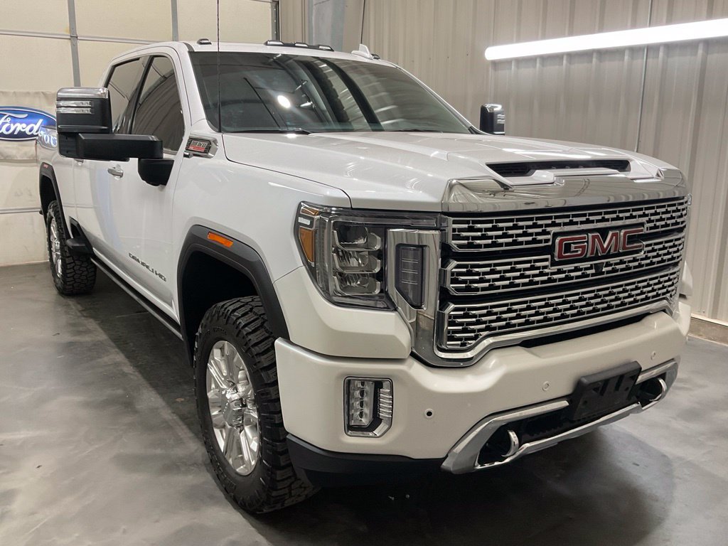 Used 2022 GMC Sierra 2500 Denali w/ Denali Ultimate Package AWD/4WD image 2