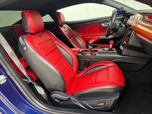 Used 2018 Ford Mustang GT image 18