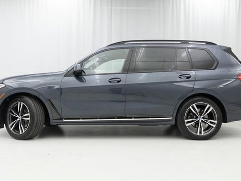 Used 2021 BMW X7 xDrive40i w/ M Sport Package AWD/4WD image 23