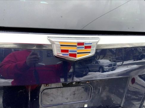 Used 2019 Cadillac Escalade ESV Luxury image 31