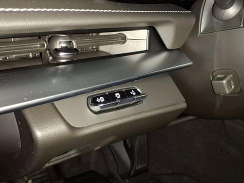 New 2026 Chevrolet Corvette Stingray Coupe w/ Battery Protection Package image 13