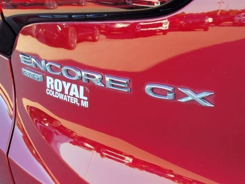 Used 2021 Buick Encore GX Select w/ Sport Touring Package image 7