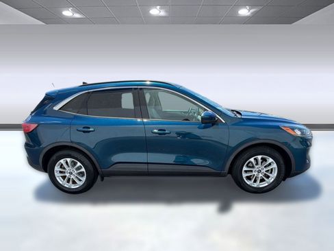 Used 2020 Ford Escape SE FWD image 8