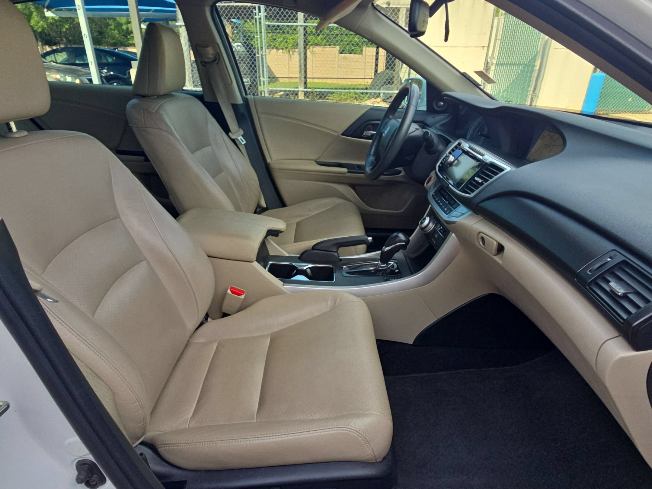 Used 2015 Honda Accord EX-L image 27