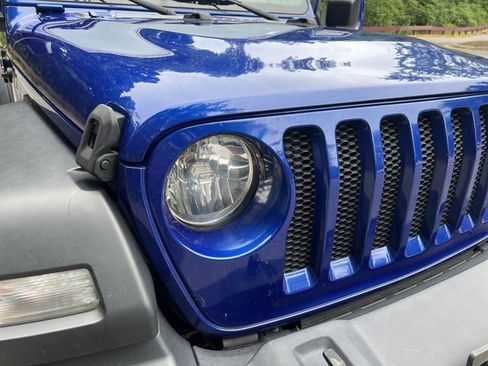 Used 2018 Jeep Wrangler Sport AWD/4WD image 23