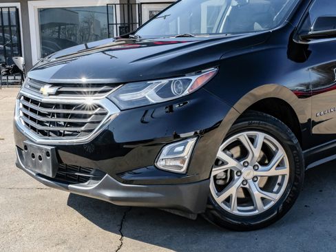 Used 2018 Chevrolet Equinox LT image 5