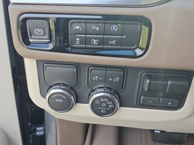 New 2026 GMC Yukon Denali w/ Advanced Technology Package RWD image 24
