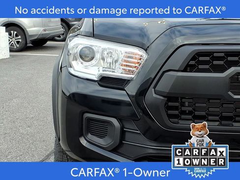 Used 2022 Toyota Tacoma SR5 image 2