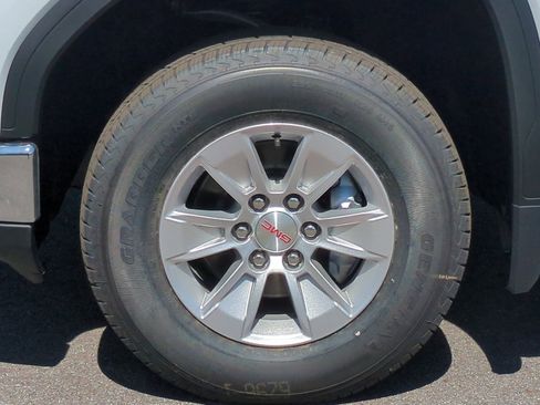 New 2026 GMC Sierra 1500 Pro AWD/4WD image 31