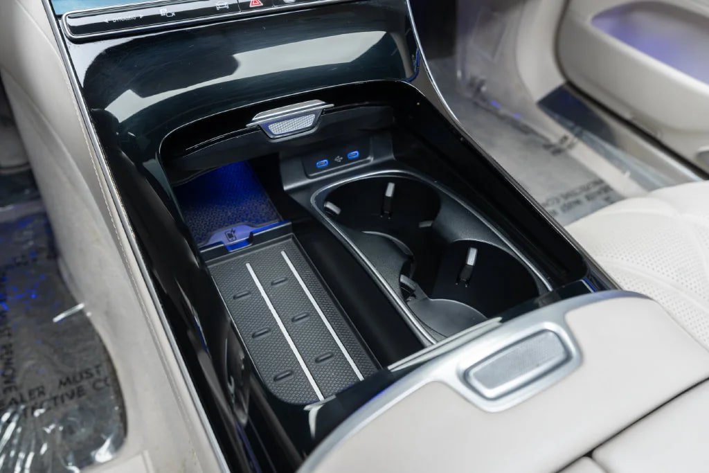 Used 2023 Mercedes-Benz Maybach S 580 4MATIC image 38