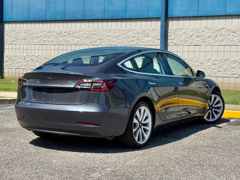 Used 2018 Tesla Model 3 Long Range AWD/4WD image 5