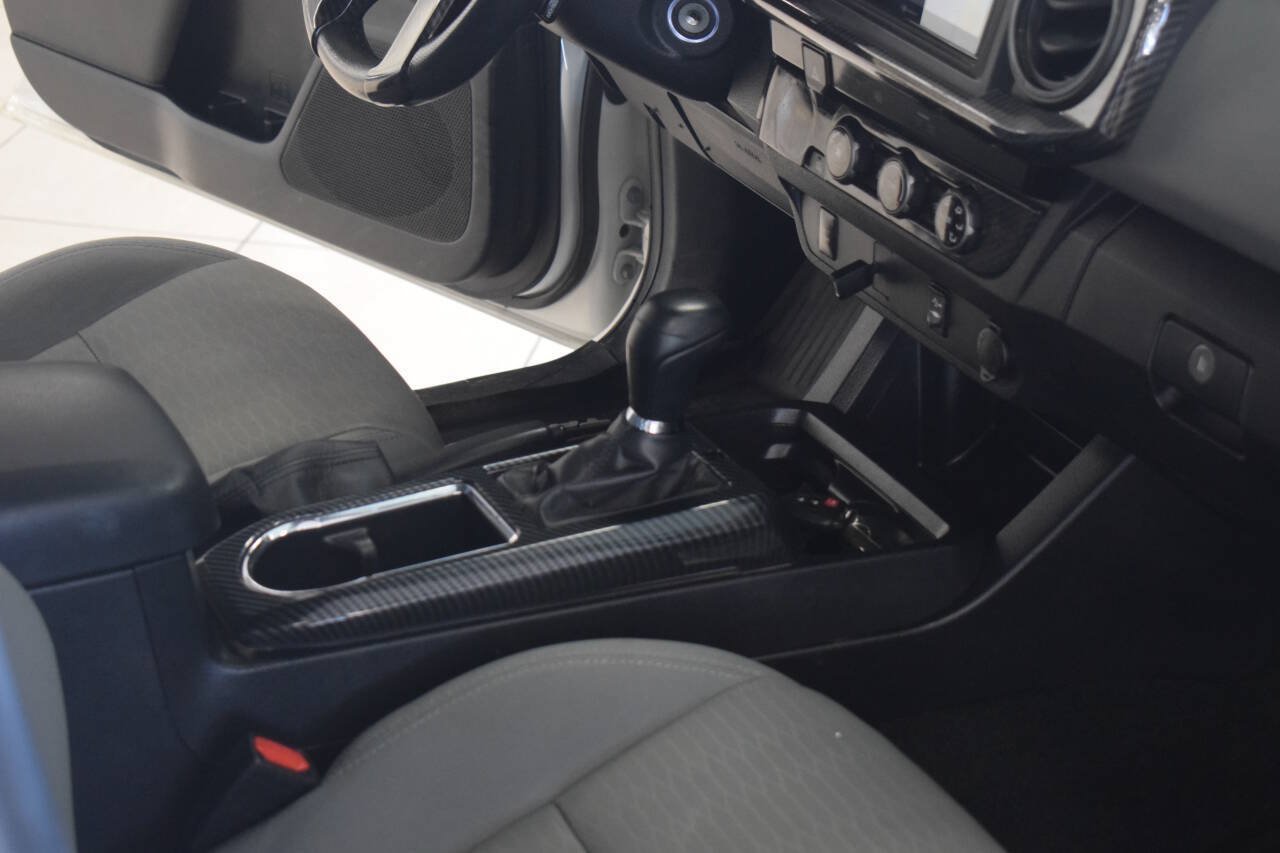 Used 2017 Toyota Tacoma SR5 RWD image 35