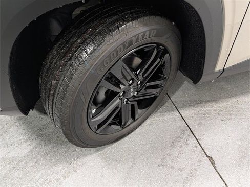 New 2026 Chevrolet Trax ACTIV w/ Driver Confidence Package image 8