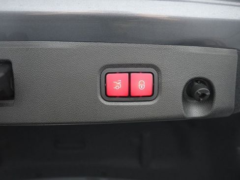 Used 2017 Mercedes-Benz CLS 550 4MATIC image 30