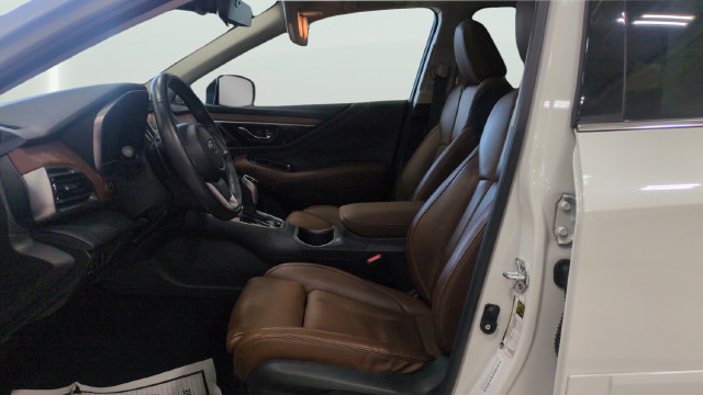 Certified 2025 Subaru Outback Touring AWD/4WD image 23