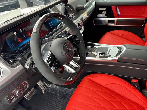 New 2026 Mercedes-Benz G 63 AMG 4MATIC image 10