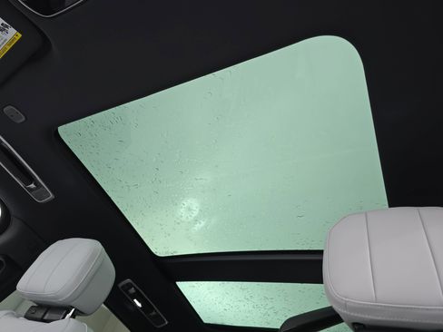 New 2026 Land Rover Range Rover Sport SE image 30