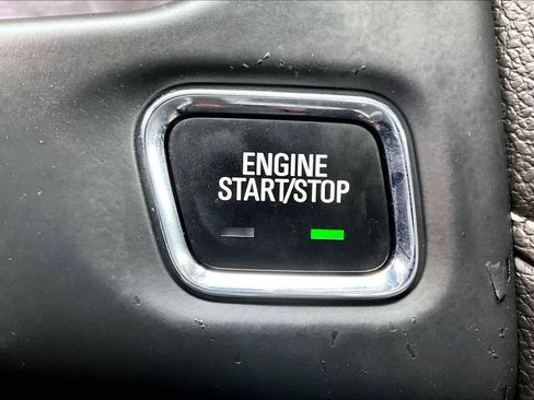 Used 2021 GMC Acadia SLE w/ Driver Convenience Package image 34