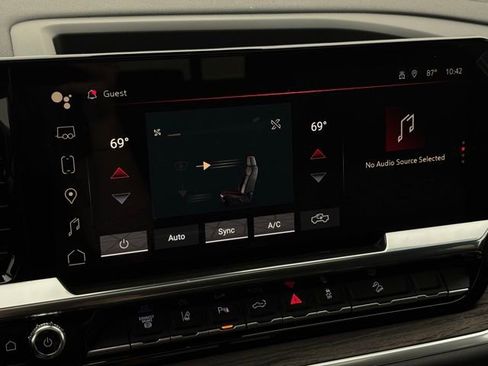 New 2026 GMC Sierra 2500 SLT w/ SLT Premium Package AWD/4WD image 27