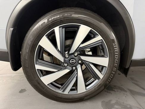 Used 2023 Nissan Murano SL image 11