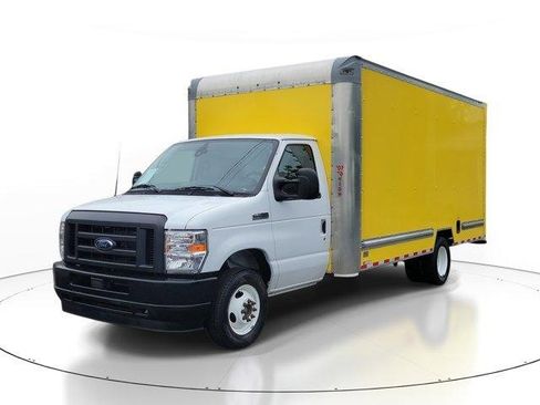 Used 2024 Ford E-350 and Econoline 350 Super Duty w/ Driver's Safety Package image 2