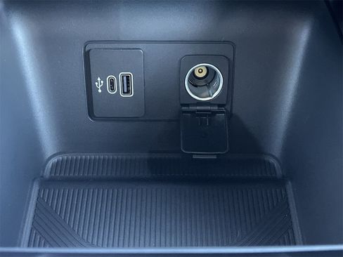 New 2026 Ford Explorer Platinum image 7