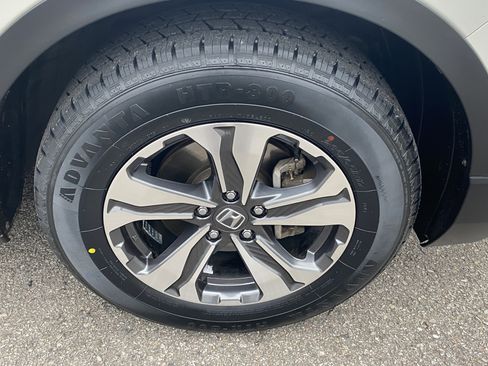 Used 2018 Honda CR-V LX image 28