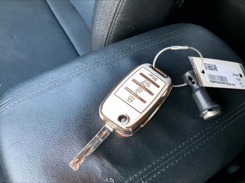 Used 2016 Kia Sportage LX image 13