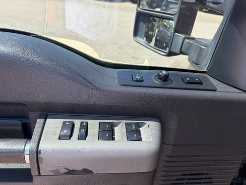 Used 2012 Ford F250 Lariat w/ Lariat Ultimate Pkg AWD/4WD image 26