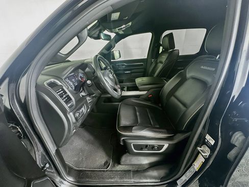 Used 2023 RAM 1500 Laramie AWD/4WD image 13