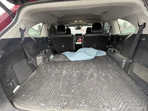 Used 2021 Toyota Highlander Limited image 12