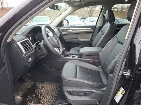 Used 2023 Volkswagen Atlas SEL image 14