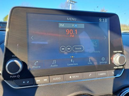 Used 2023 Nissan Sentra SV image 14