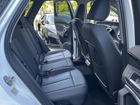 Used 2025 Audi Q5 Premium w/ Convenience Package AWD/4WD image 15