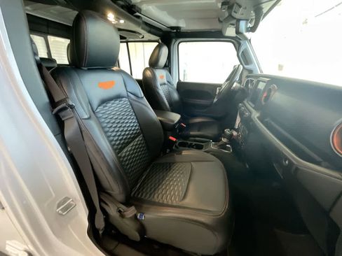 Used 2021 Jeep Gladiator Mojave AWD/4WD image 25