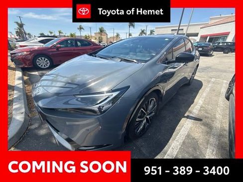 Used 2023 Toyota Prius XLE FWD image 1