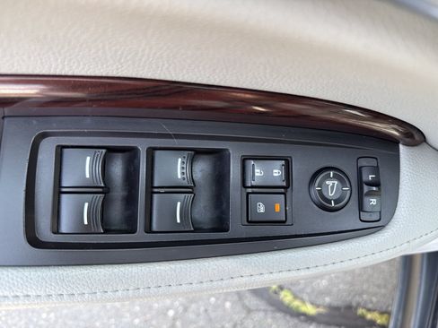 Used 2016 Acura MDX SH-AWD w/ Technology Package image 23
