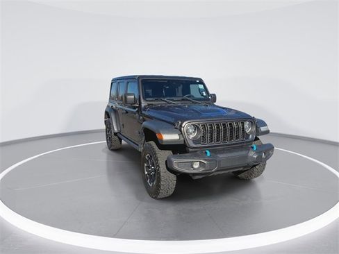 Used 2024 Jeep Wrangler Unlimited Rubicon 4xe image 3