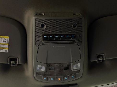Used 2021 Ford F250 XL w/ STX Appearance Package AWD/4WD image 12