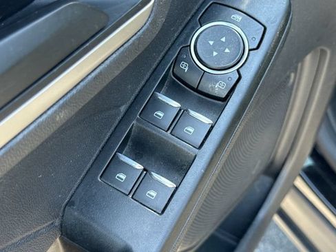 Used 2022 Ford Escape SE w/ Convenience Package AWD/4WD image 25