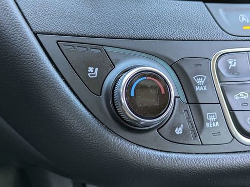 Used 2024 Chevrolet Malibu LT image 22