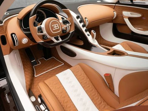 Used 2020 Bugatti Chiron AWD/4WD image 8